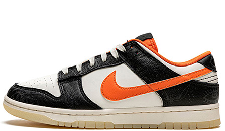 Nike SB Dunk Low Halloween